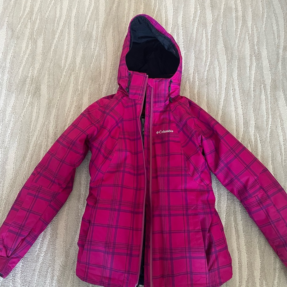 Columbia womans Omni tech ski jacket sm